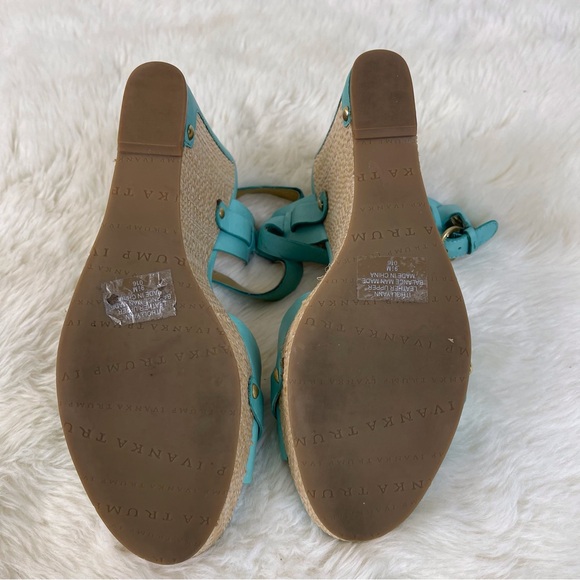 Ivanka Trump Hollyann Women’s Wedges - Picture 3 of 6